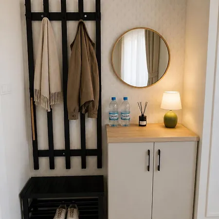 Premium Free Parking Apartment